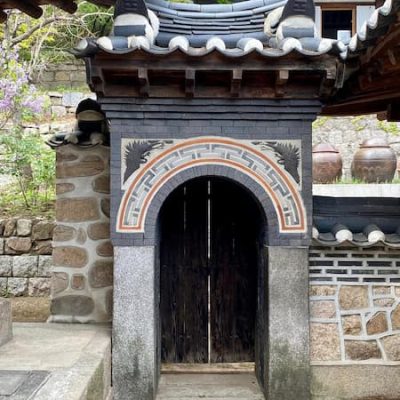 Seokpajeong garden