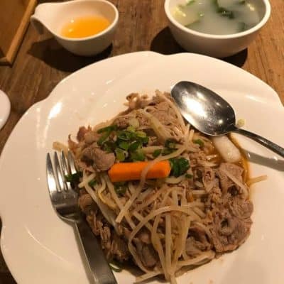 144 Vietnamese dish (beef and noodles)