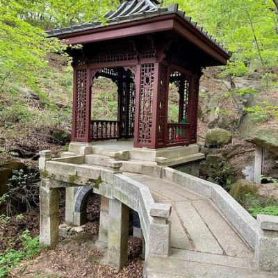 Seokpajeong garden