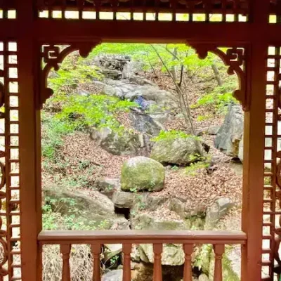 Seokpajeong garden