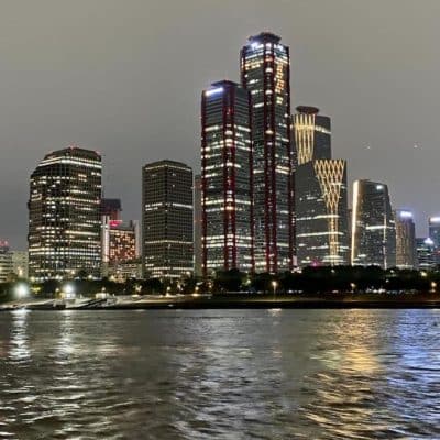 221 Cruise on Han river