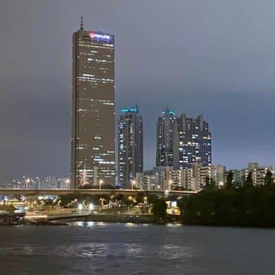 225 Cruise on Han river