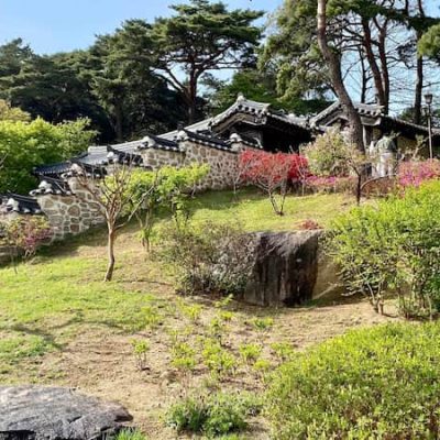 Seokpajeong garden