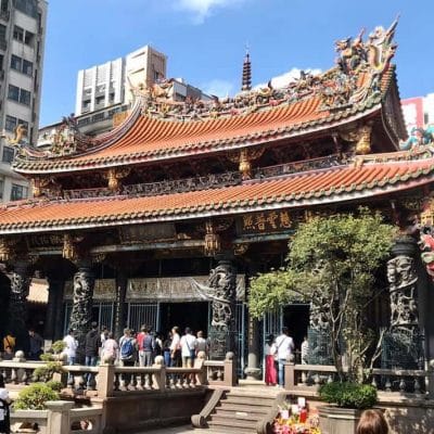 26 Lungshan temple Taipei