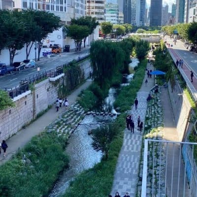 94 Cheonggyecheon park